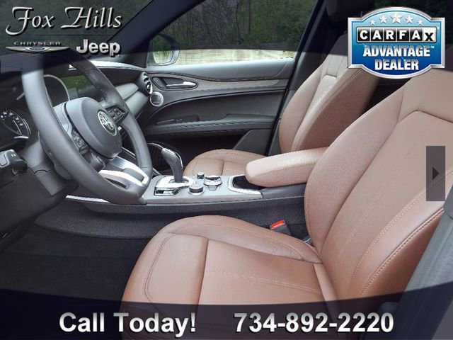 Used 2023 Alfa Romeo Stelvio Ti image 14