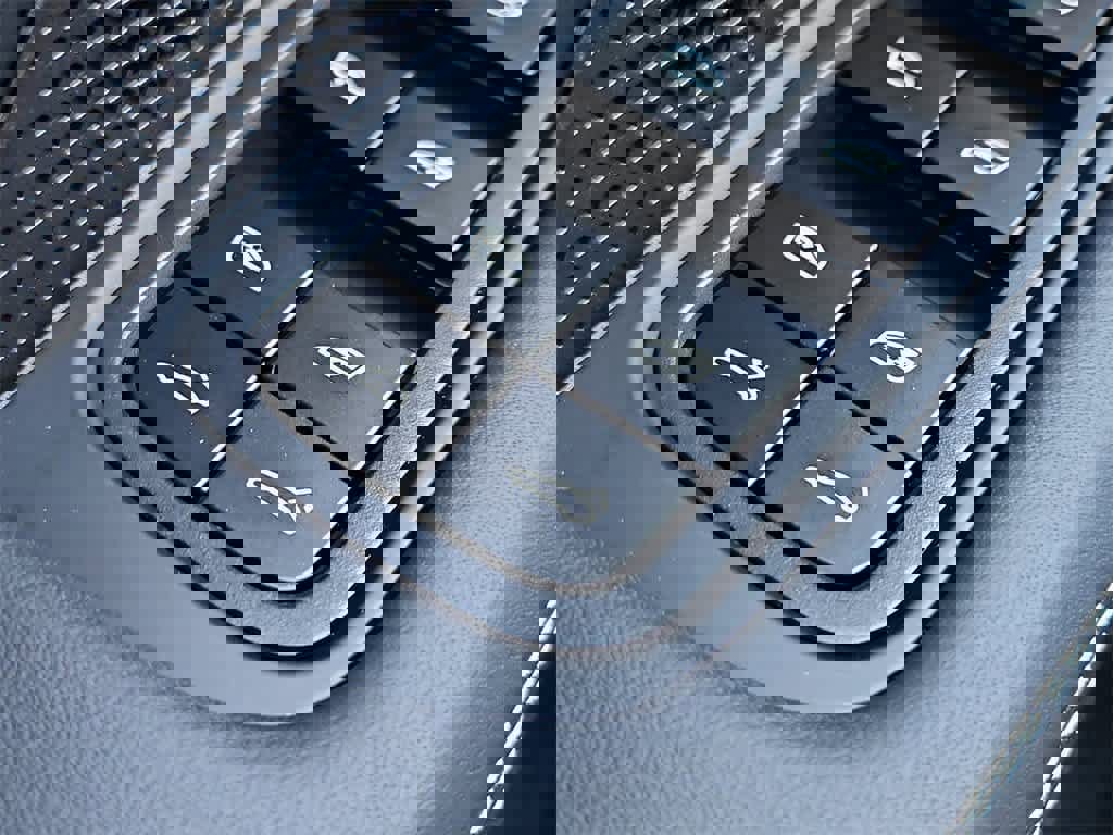 New 2026 Porsche Panamera 4 image 22