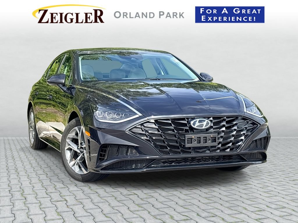 Used 2023 Hyundai Sonata SEL FWD image 1