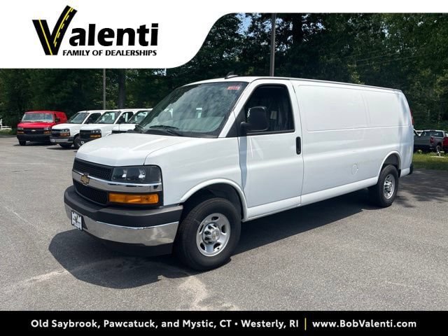 New 2026 Chevrolet Express 3500 Extended w/ Driver Convenience Package
