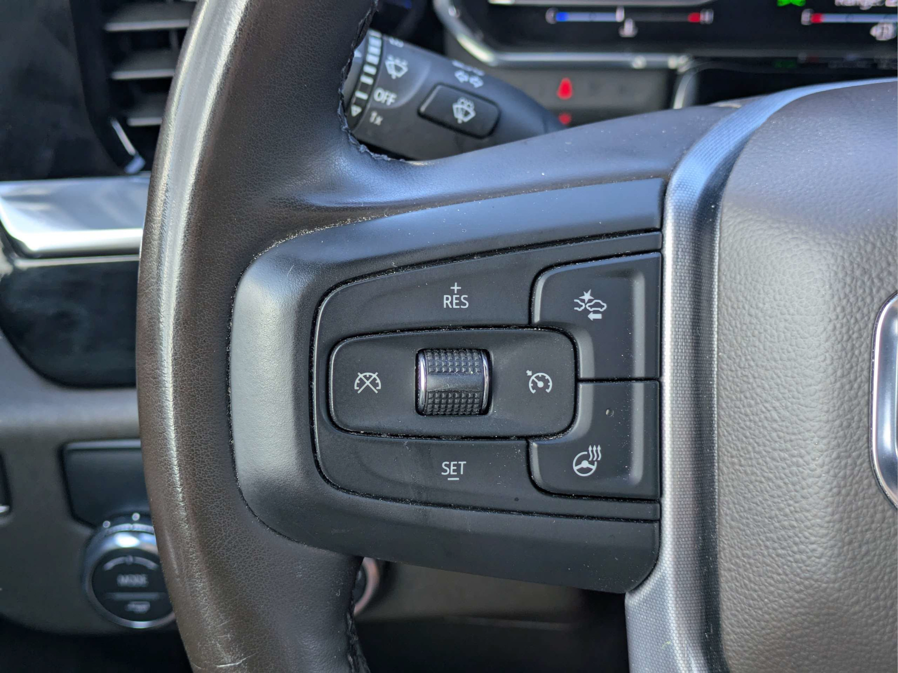 Used 2025 GMC Sierra 1500 SLT RWD image 24