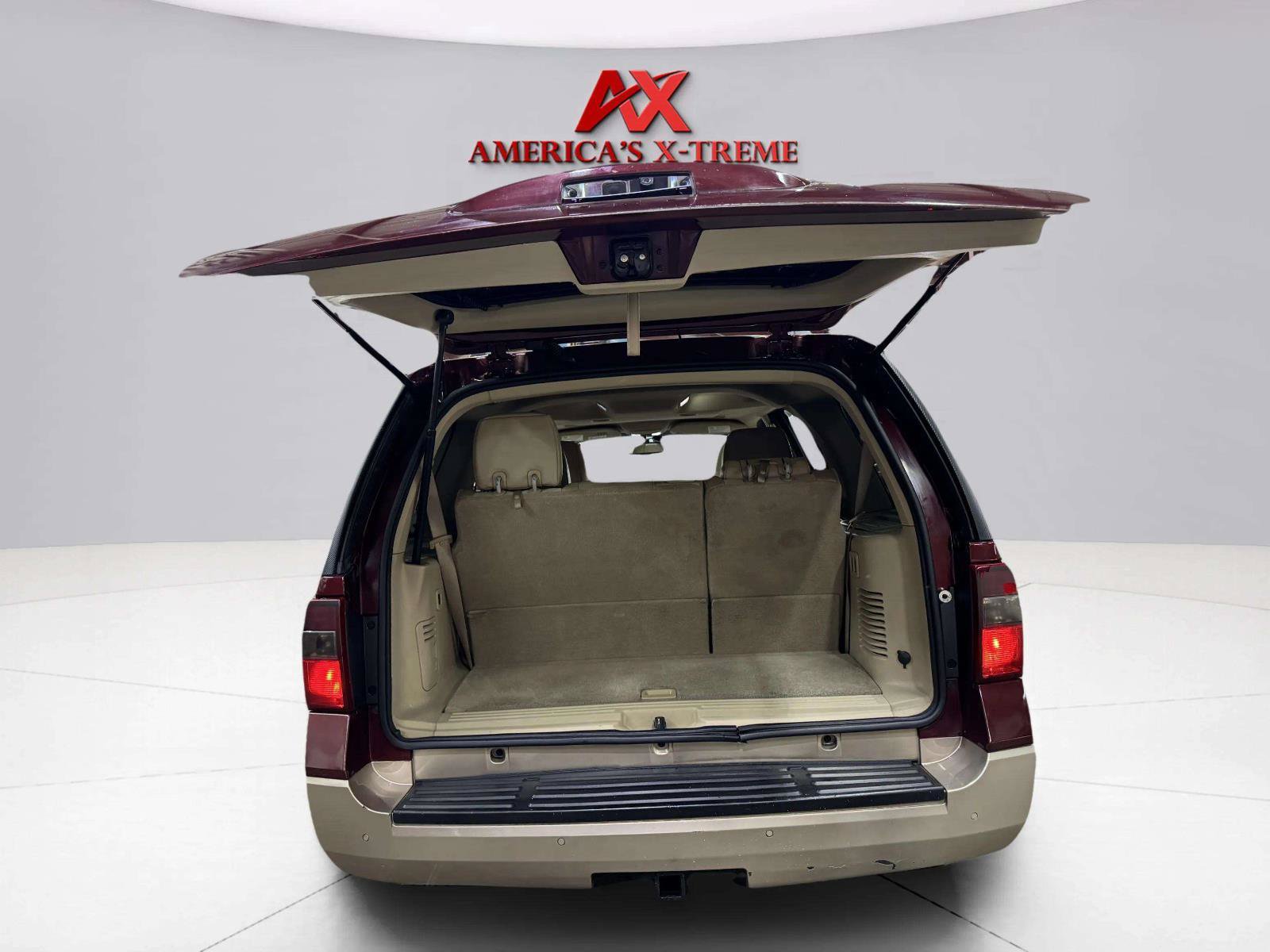 Used 2012 Ford Expedition XLT RWD image 41