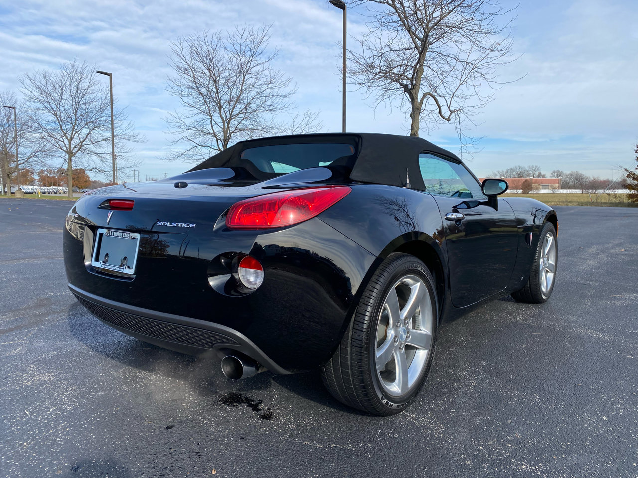 Used 2007 Pontiac Solstice Convertible w/ Premium Package image 10
