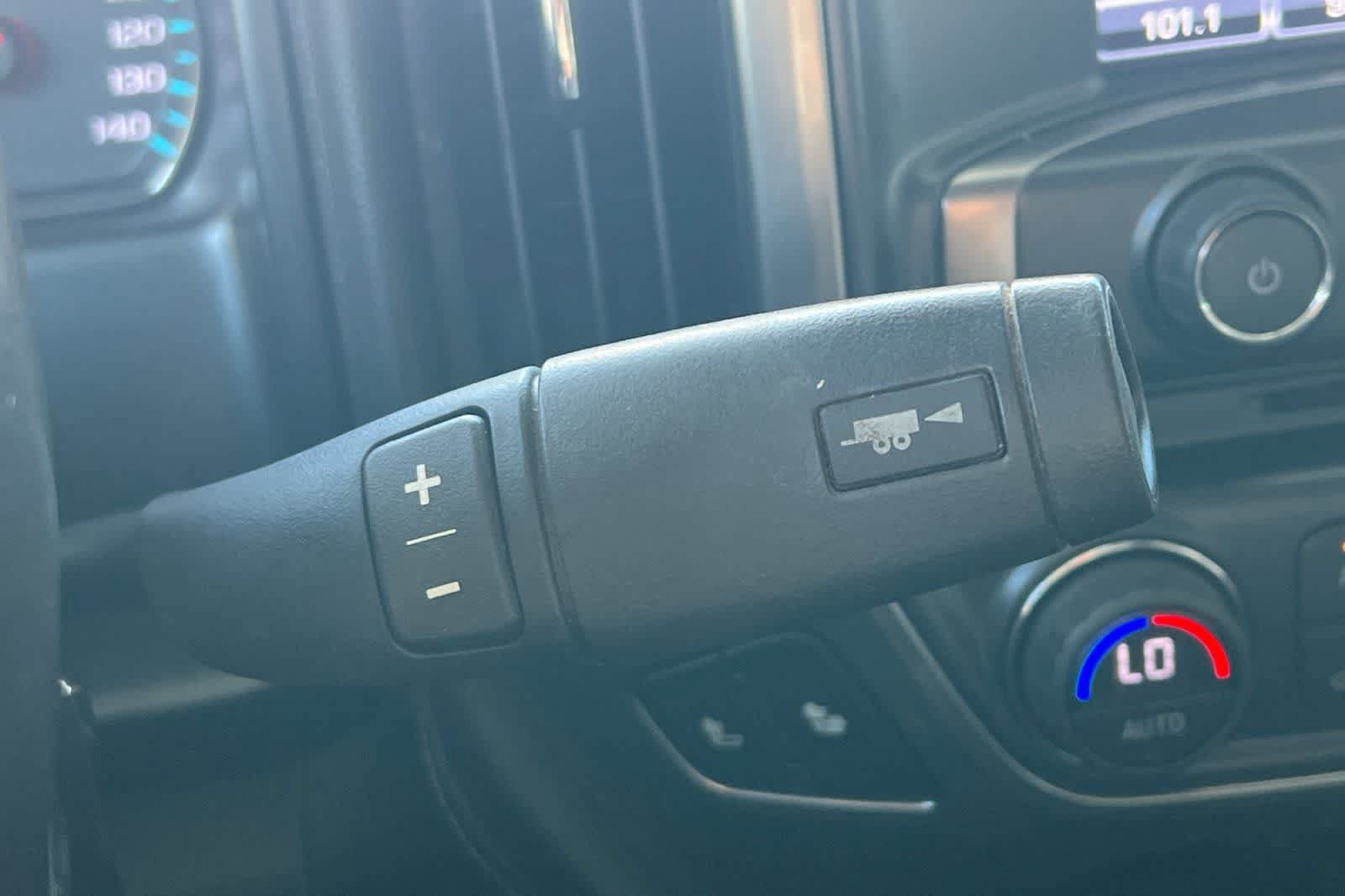 Used 2018 Chevrolet Silverado 1500 LTZ w/ Sport Package AWD/4WD image 27