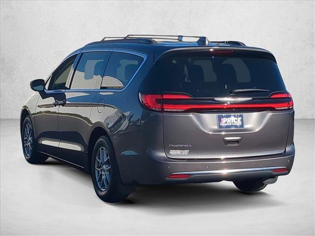 Used 2021 Chrysler Pacifica Touring FWD image 8