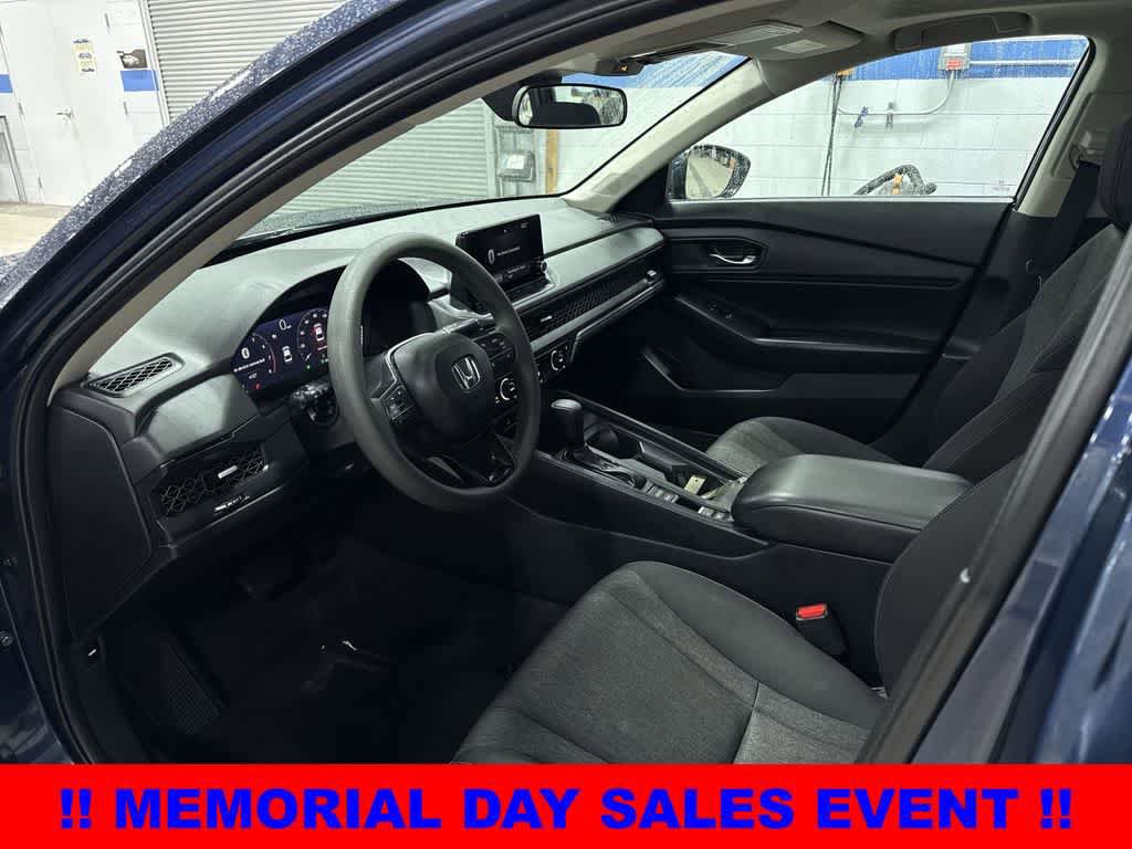 Used 2023 Honda Accord EX image 28