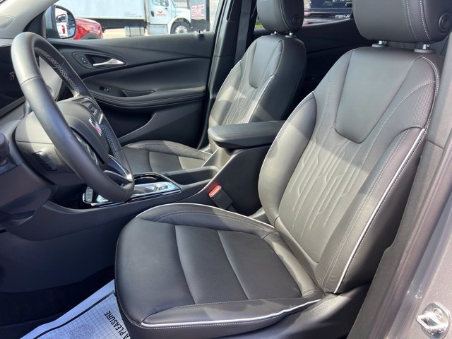Used 2024 Buick Encore GX Avenir w/ Avenir Convenience Package FWD image 25