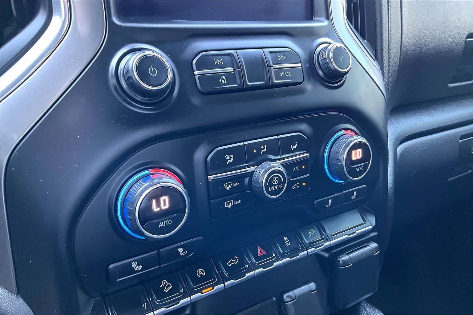 Used 2019 Chevrolet Silverado 1500 LT Trail Boss AWD/4WD image 30