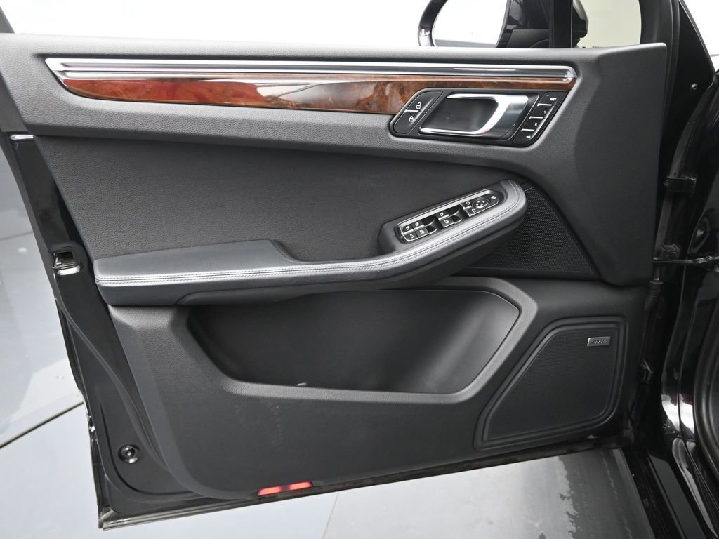 Used 2021 Porsche Macan GTS image 30