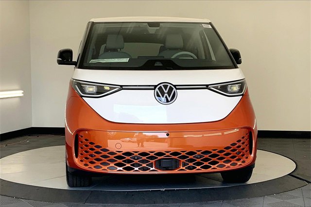 New 2025 Volkswagen ID. Buzz 1st Edition image 3
