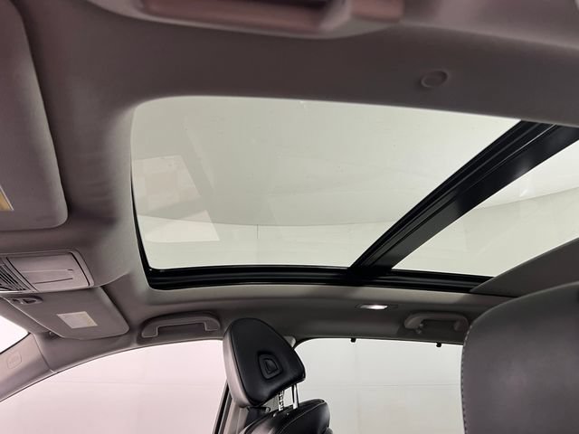 Used 2023 Acura MDX w/ Technology Package AWD/4WD image 22