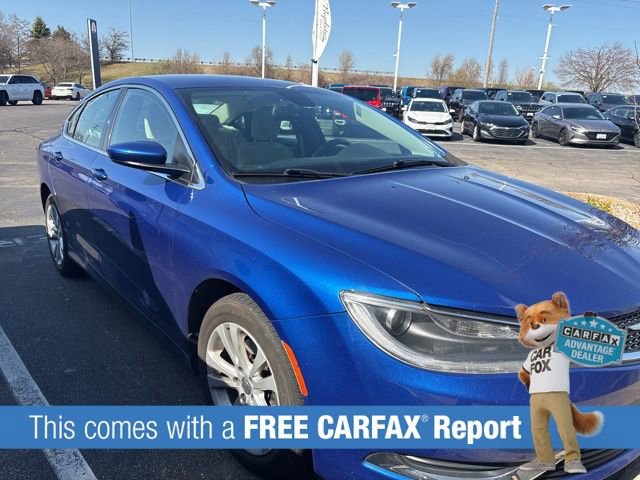 Used 2016 Chrysler 200 Limited image 2