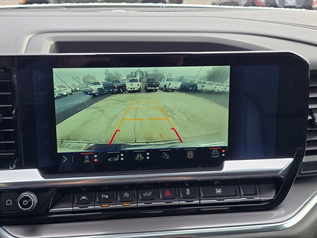 Used 2024 Chevrolet Silverado 1500 High Country w/ High Country Premium Package image 31