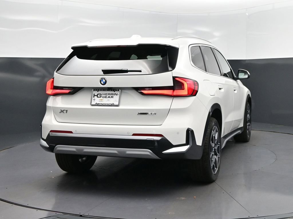 New 2026 BMW X1 xDrive28i w/ Convenience Package image 7