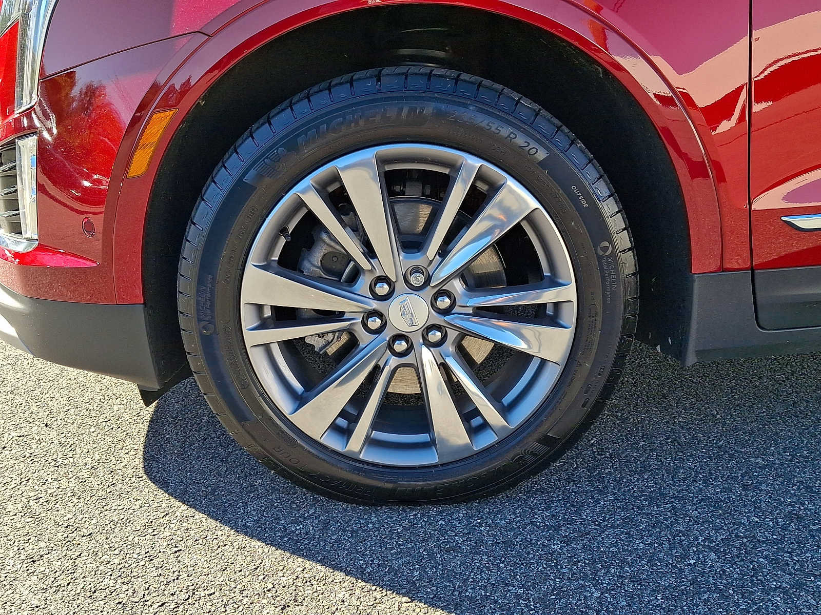 Used 2026 Cadillac XT5 Premium Luxury w/ Driver Assist Package AWD/4WD image 8