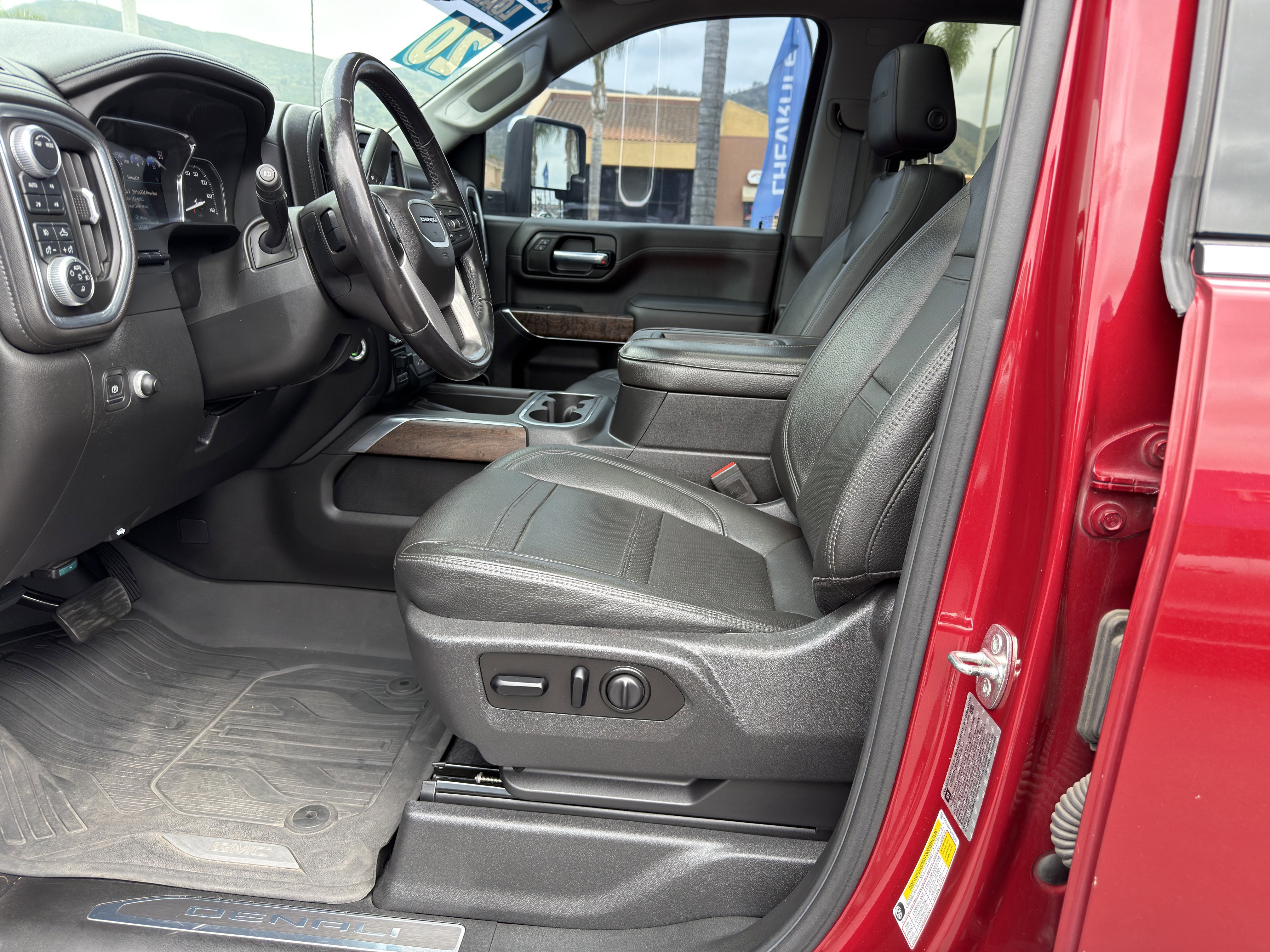 Used 2020 GMC Sierra 3500 Denali w/ Denali Ultimate Package AWD/4WD image 32