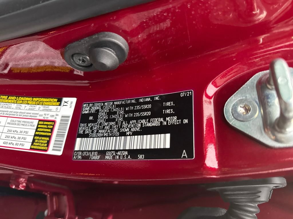 Used 2021 Toyota Highlander Limited image 26