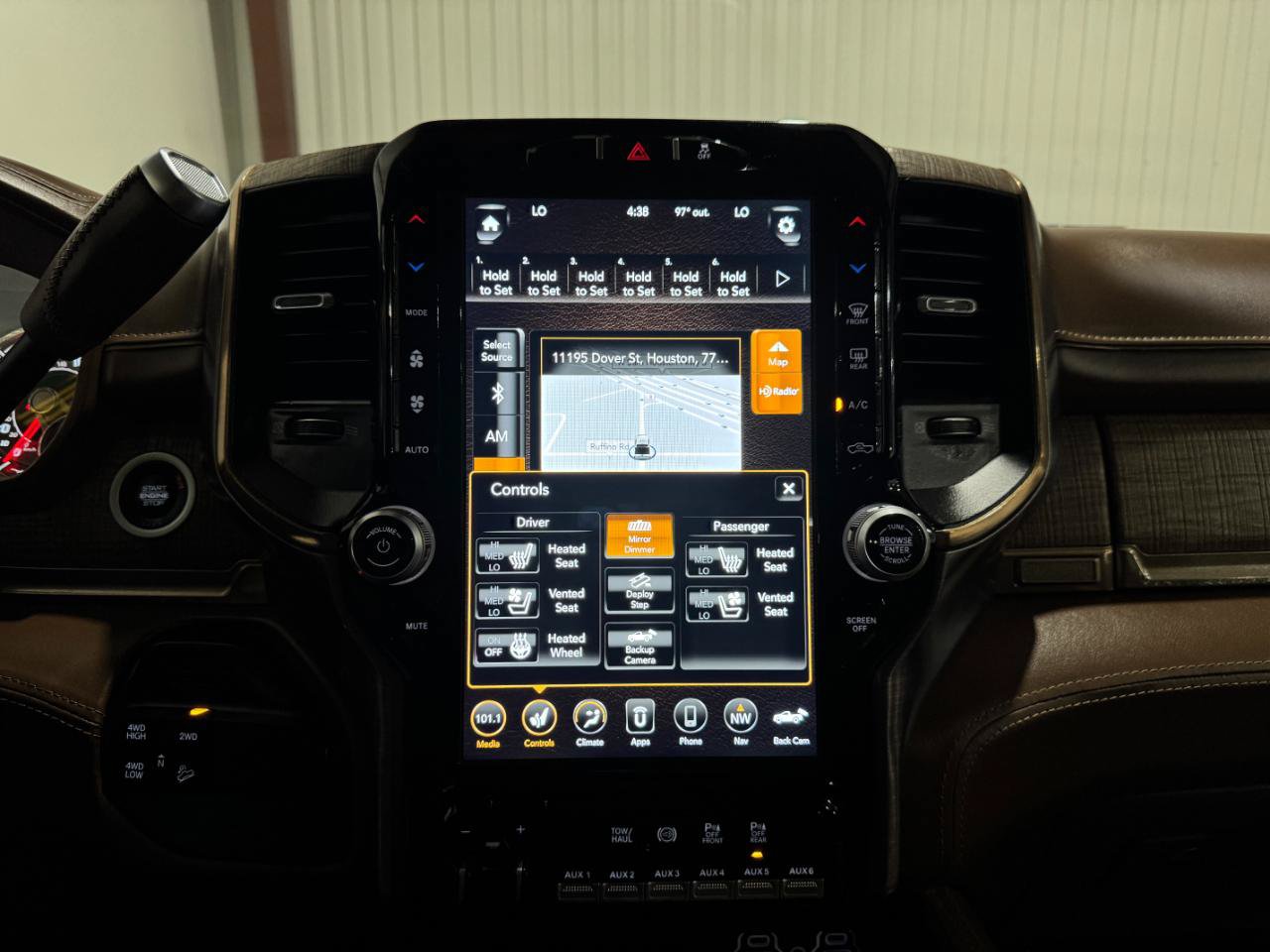 Used 2020 RAM 2500 Limited AWD/4WD image 38