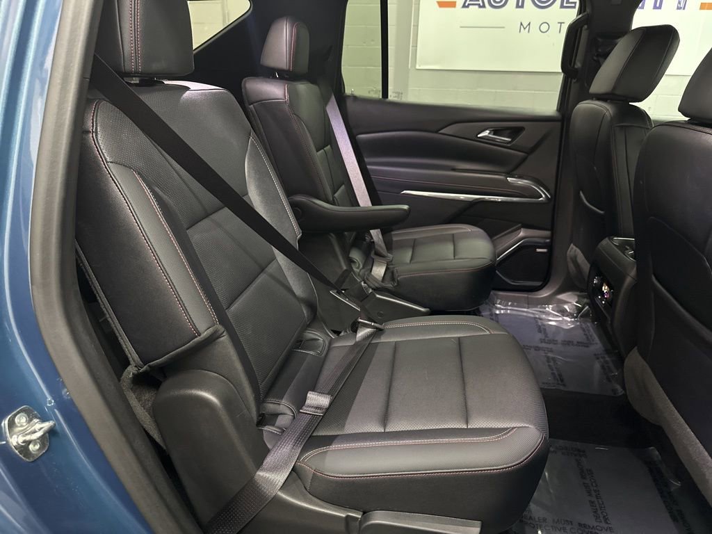 Used 2025 Chevrolet Traverse Z71 w/ Enhanced Driving Package image 21