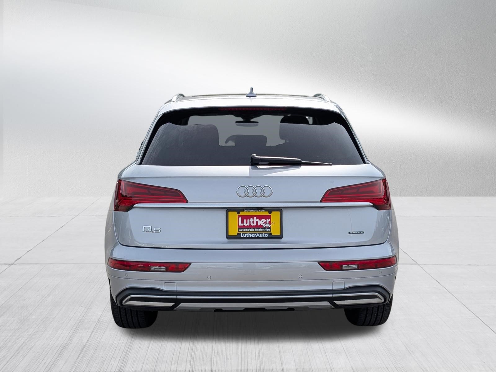 Used 2021 Audi Q5 2.0T Premium Plus w/ Premium Plus Package AWD/4WD image 6