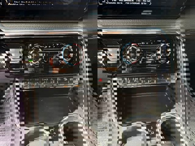 Certified 2024 GMC Sierra 3500 Denali w/ Denali Reserve Package image 19