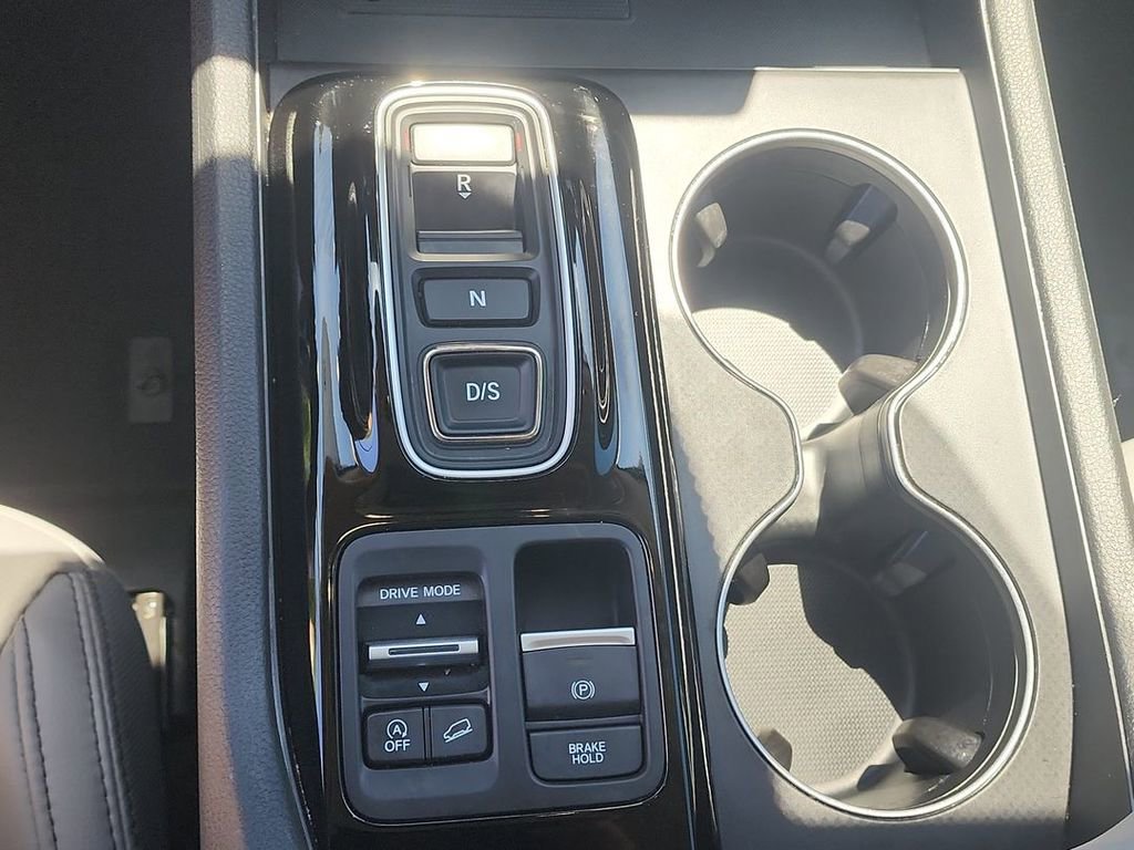 Used 2025 Honda Pilot EX-L image 15