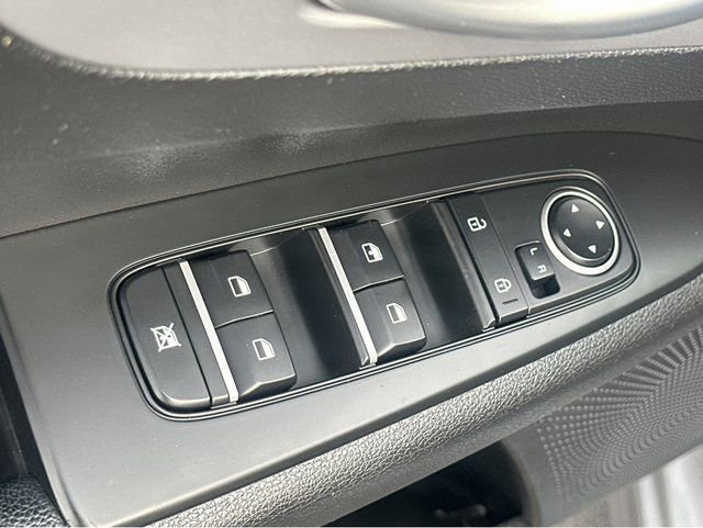 Certified 2023 Kia Forte LXS w/ LXS Technology Package FWD image 34