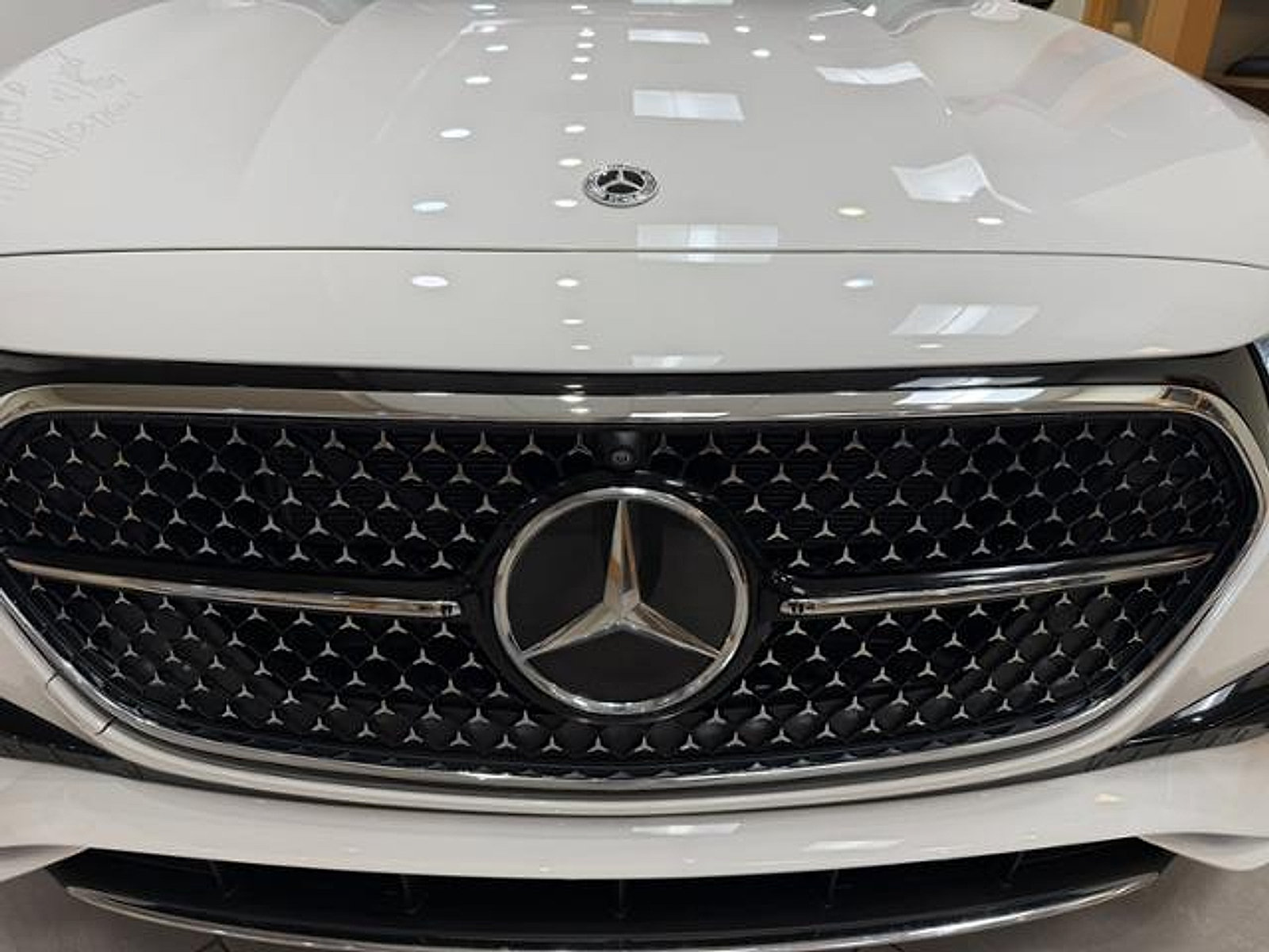 Used 2025 Mercedes-Benz E 350 Sedan w/ Winter Package image 7
