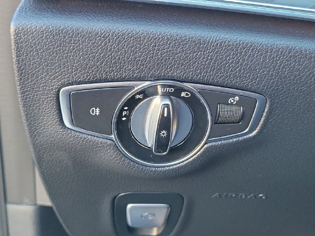 Used 2020 Mercedes-Benz E 350 Sedan image 18