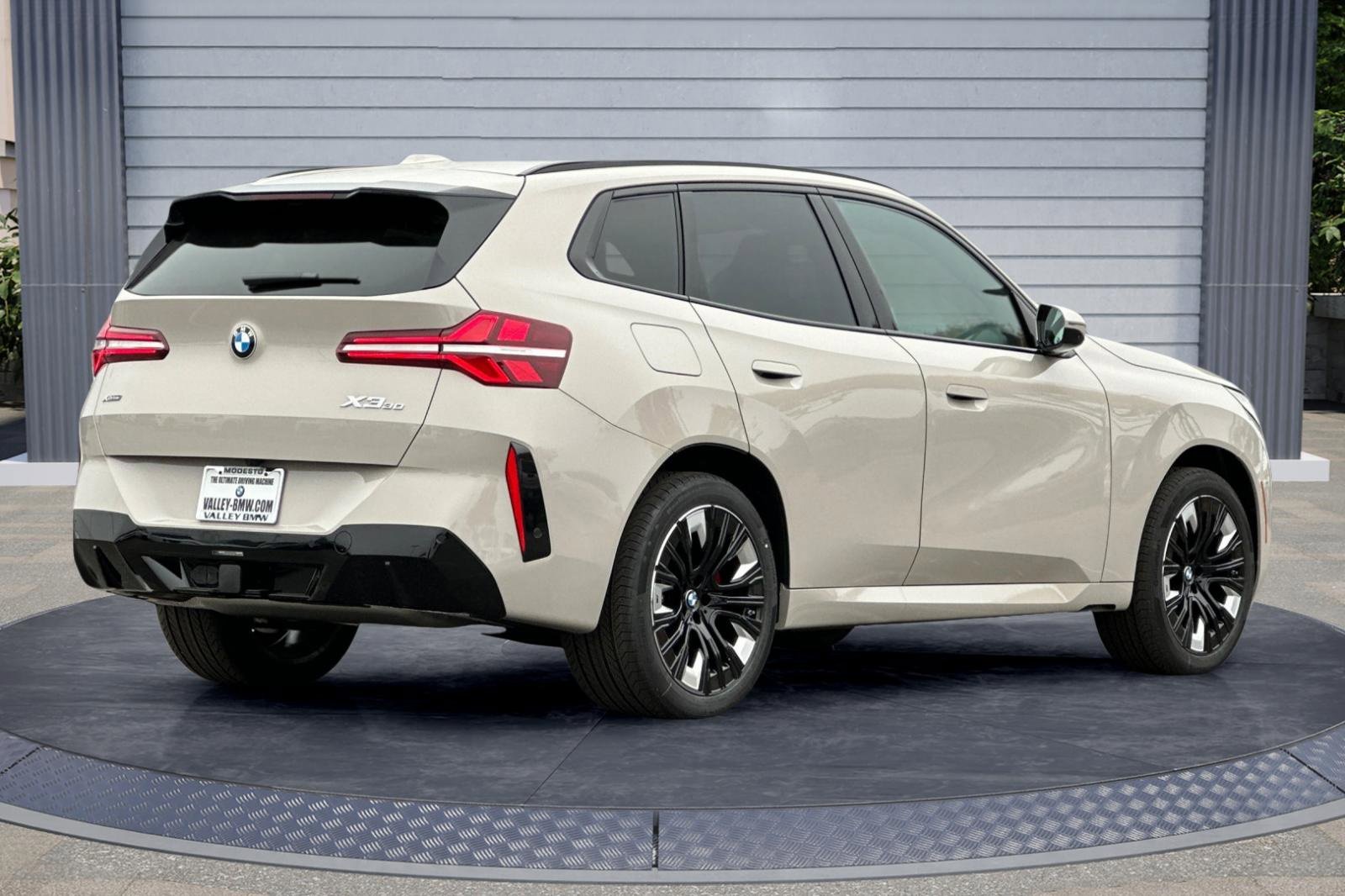 New 2026 BMW X3 xDrive30 w/ Premium Package image 4