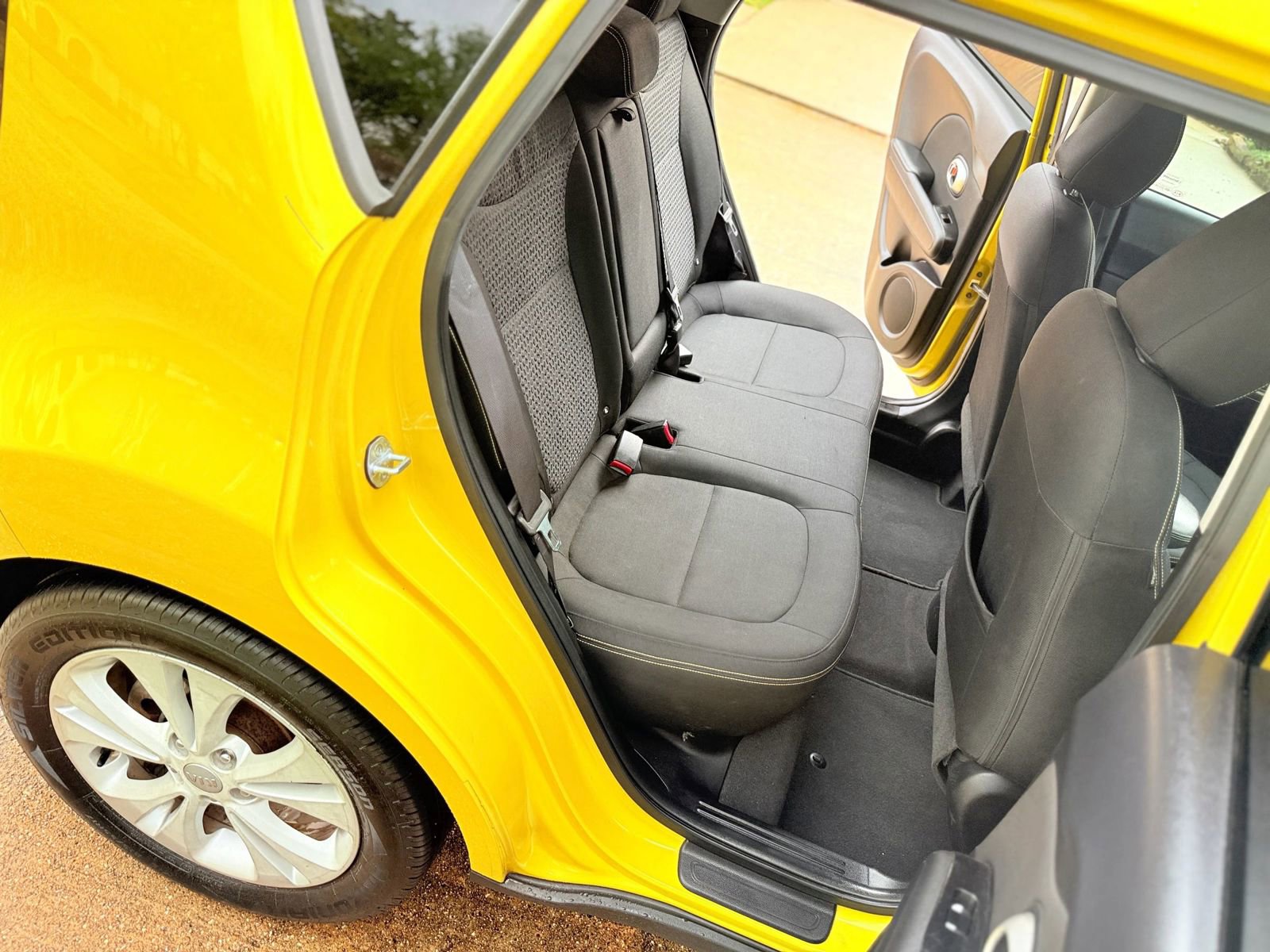 Used 2014 Kia Soul + w/ UVO w/Eservices Package image 15