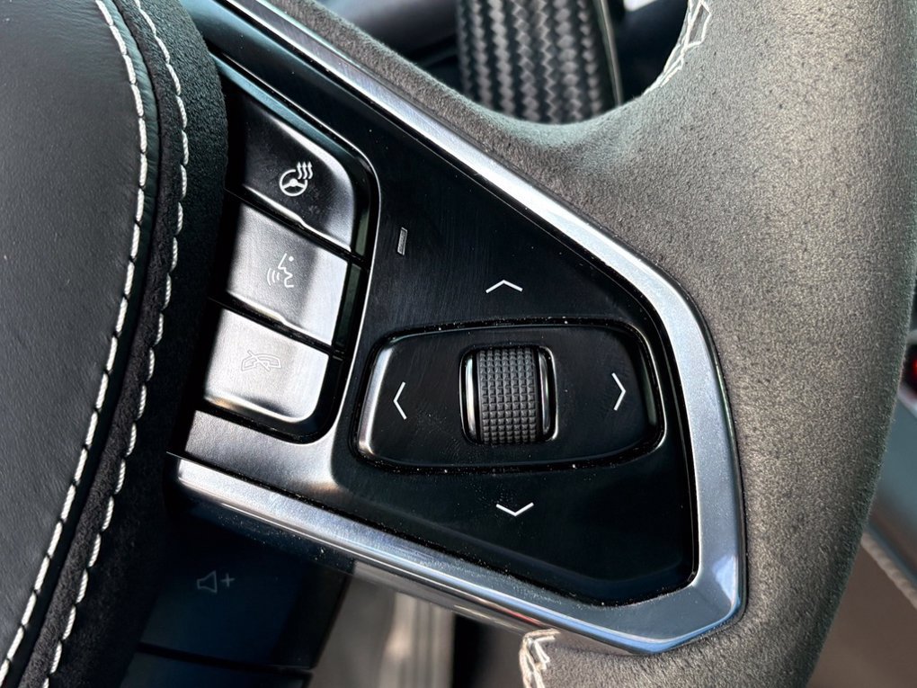 Used 2025 Chevrolet Corvette Z06 RWD image 30