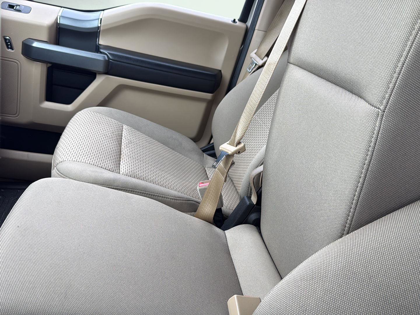 Used 2018 Ford F150 XLT w/ Equipment Group 302A Luxury AWD/4WD image 19