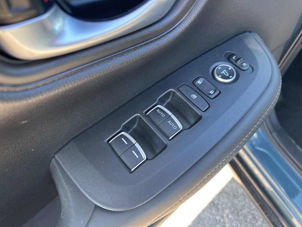 Used 2024 Honda HR-V EX-L image 16