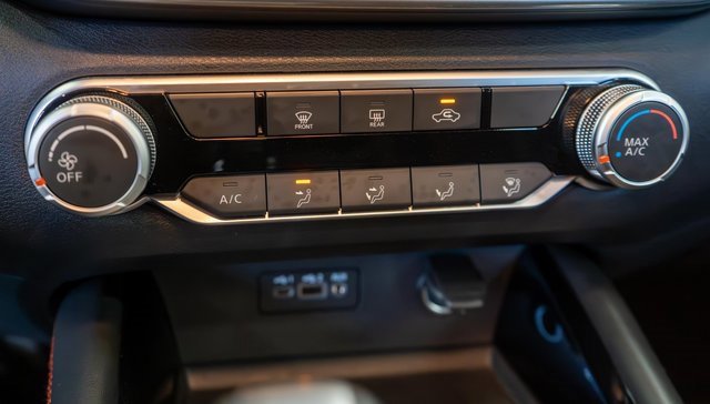 Certified 2025 Nissan Altima 2.5 SR image 23