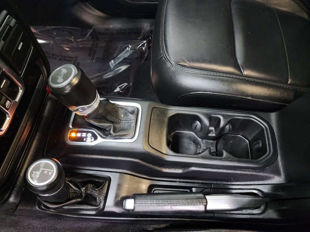 Used 2021 Jeep Wrangler Unlimited Sahara image 19