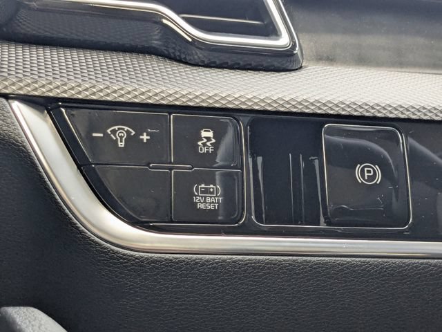 Certified 2025 Kia Sportage LX FWD image 30