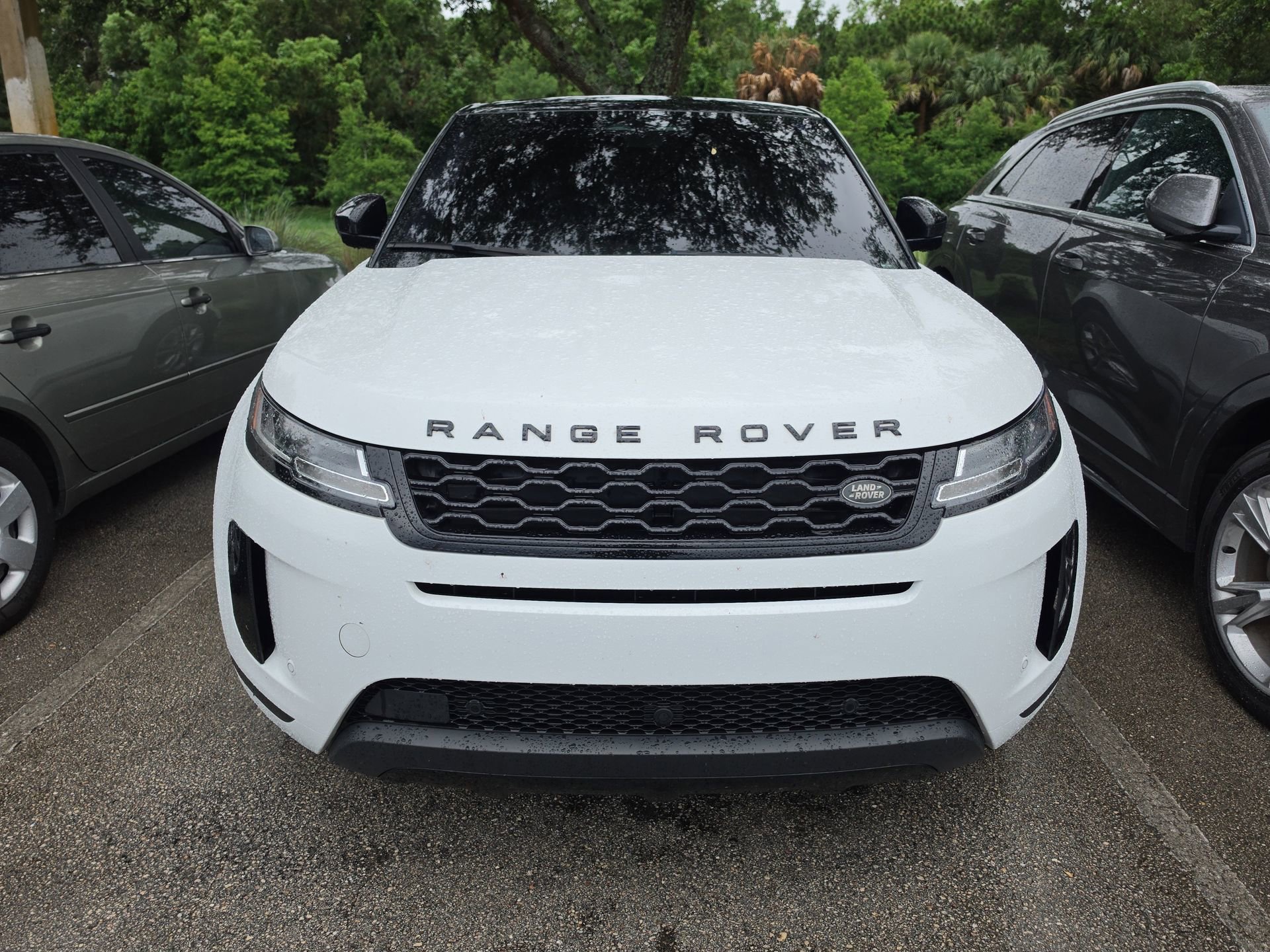 Used 2023 Land Rover Range Rover Evoque S AWD/4WD image 2