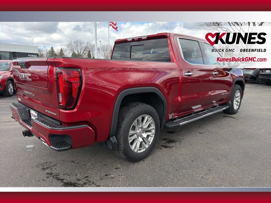 Used 2024 GMC Sierra 1500 Denali w/ Technology Package AWD/4WD image 5