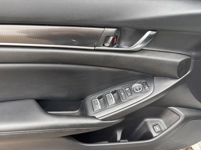 Used 2022 Honda Accord Sport image 12