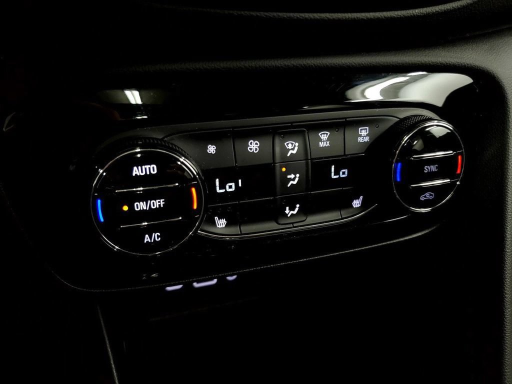 Used 2023 Buick Encore GX Select w/ Experience Buick Package FWD image 19