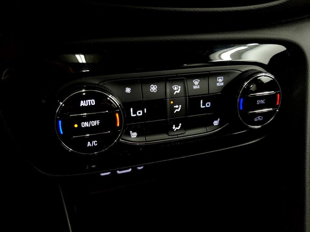 Used 2023 Buick Encore GX Select w/ Experience Buick Package FWD image 19