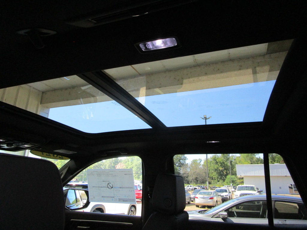 New 2027 Chevrolet Tahoe RST w/ Comfort Package RWD image 18