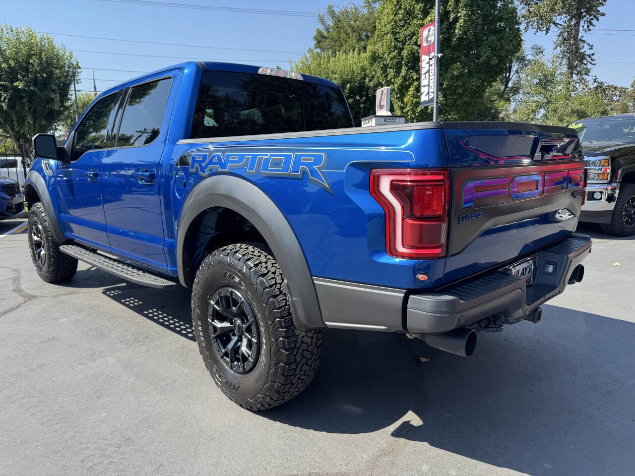 Used 2018 Ford F150 Raptor w/ Equipment Group 802A Luxury image 3
