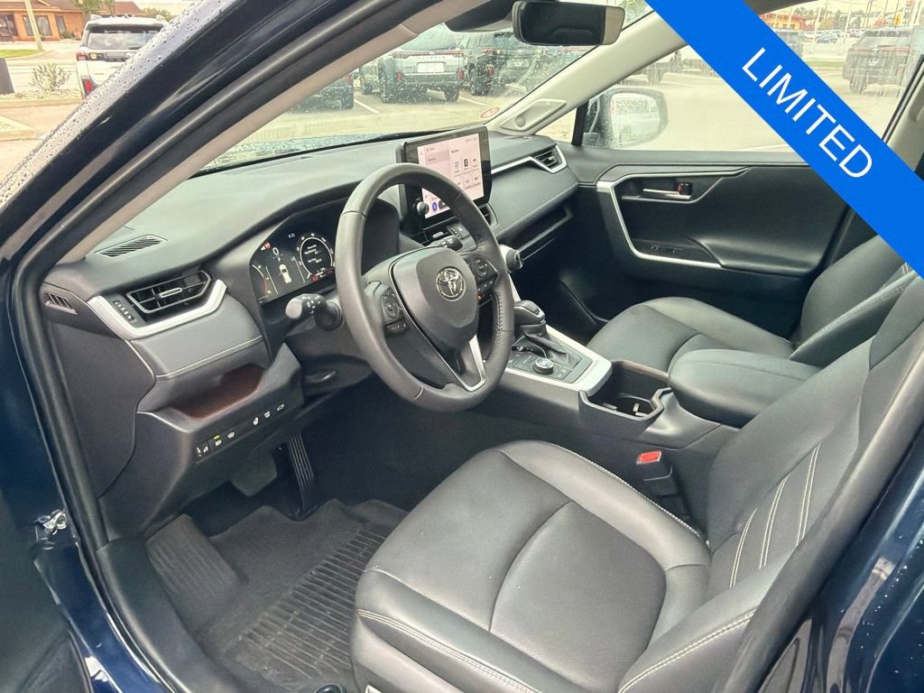 Used 2025 Toyota RAV4 Limited w/ Weather Package AWD/4WD image 17