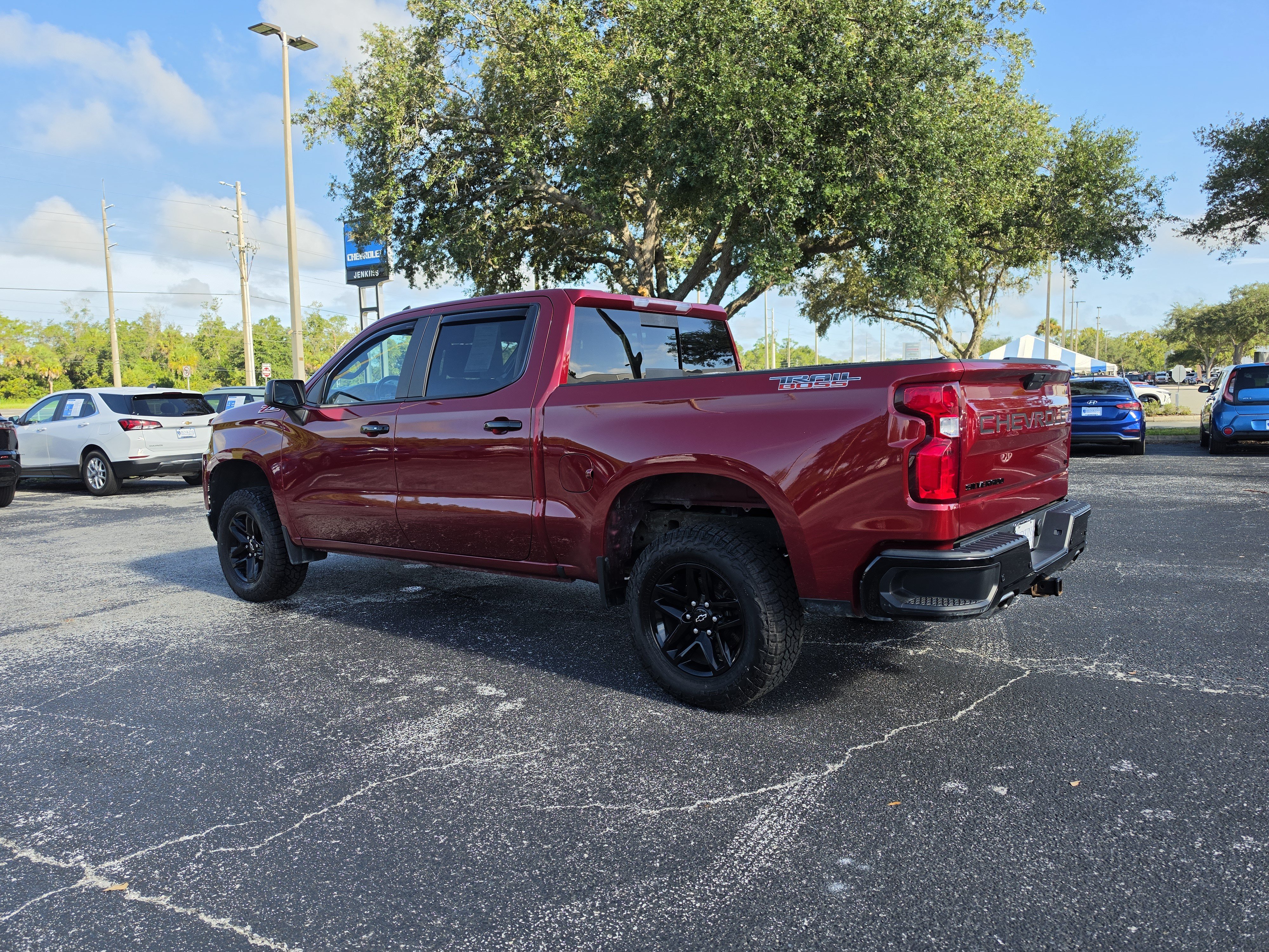Used 2020 Chevrolet Silverado 1500 LT Trail Boss AWD/4WD image 8