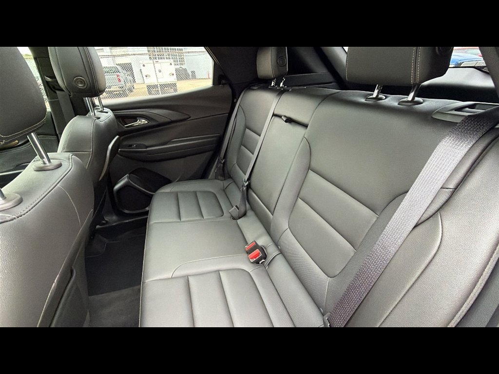 Used 2023 Chevrolet TrailBlazer ACTIV w/ Sun and Liftgate Package AWD/4WD image 24