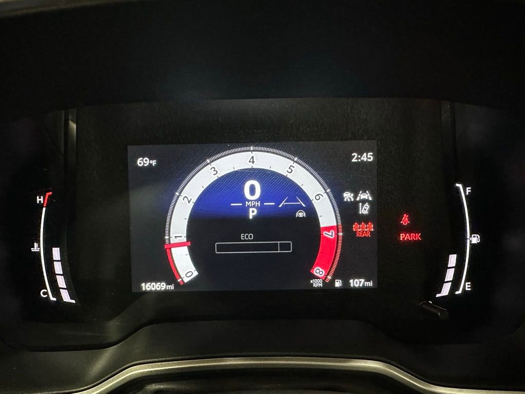 Used 2025 Toyota Corolla XSE FWD image 23