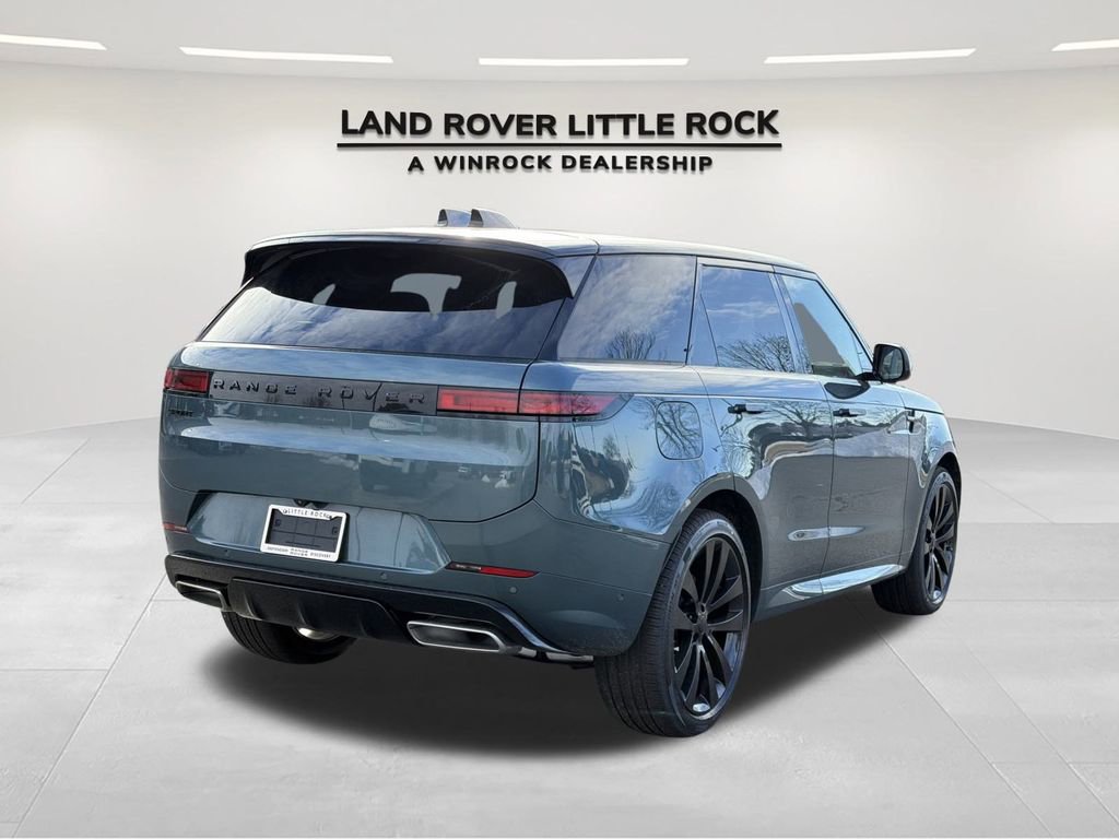 New 2026 Land Rover Range Rover Sport Dynamic SE image 2