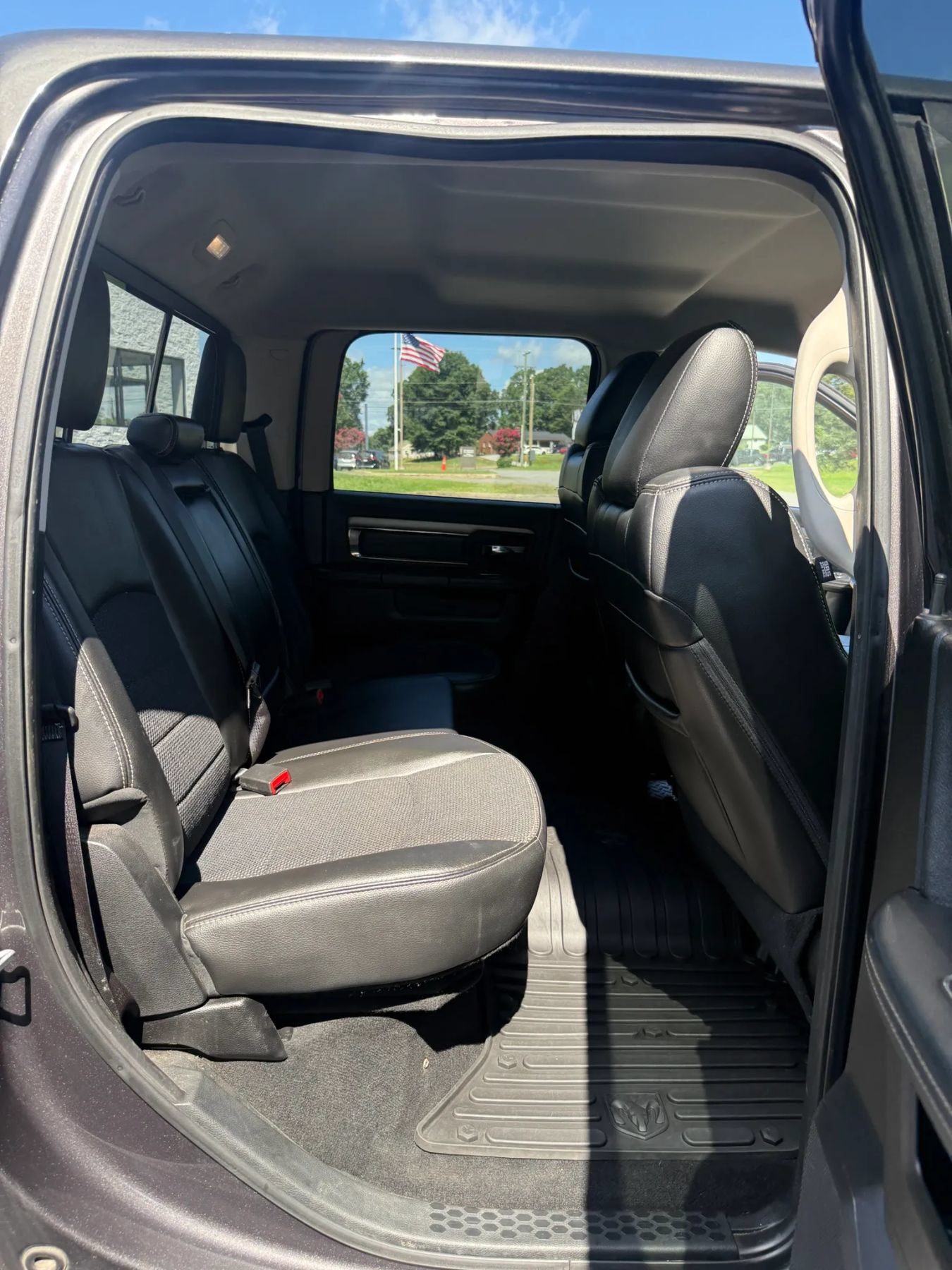 Used 2014 RAM 1500 Sport w/ Remote Start & Security Group AWD/4WD image 37